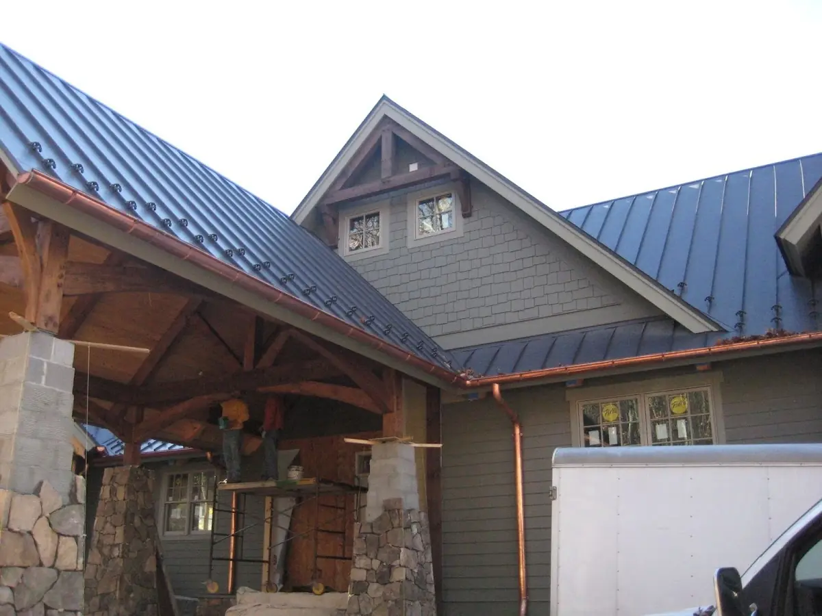 Craftsman Roofing team delivering quality roofing work in Middleton Colony